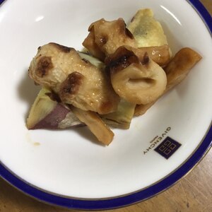 さつまいも、焼きちくわ、にんじんの煮物